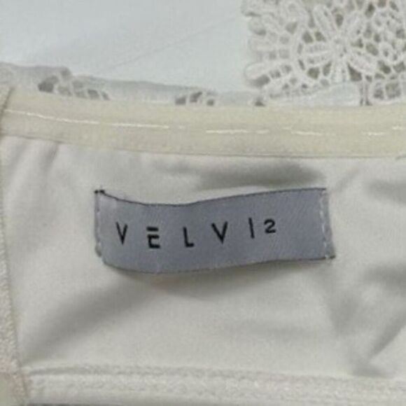Velvi Crop Top and Crochet Lace Skirt Set White Size 2 - Picture 4 of 14